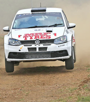 Brilliant Karna Kadur snatches advantage, Gill pushed to second